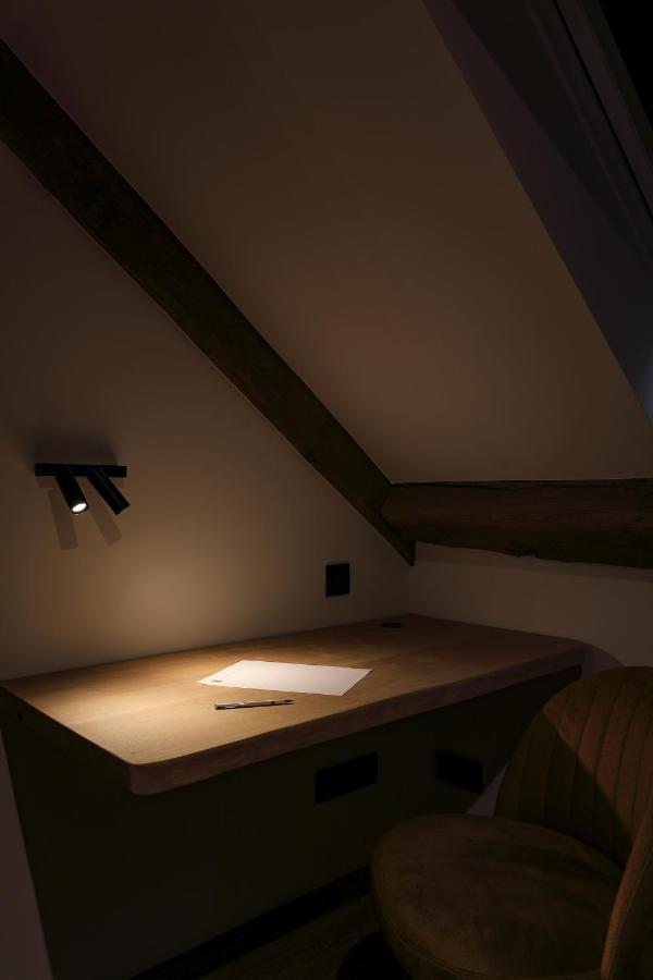 Couleur Basilic Aparthotel Rochefort Buitenkant foto